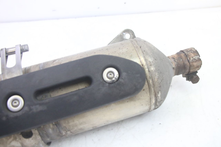 photo de AUSPUFF PIAGGIO MP3 500 (2016 - 2018) - Zoom auf Gebrauchszustand