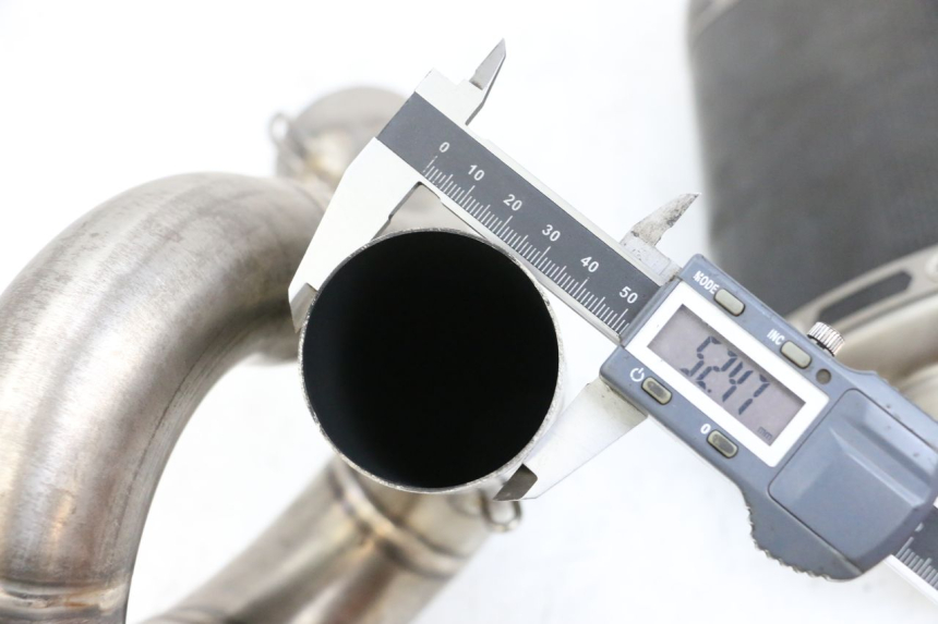 photo de AUSPUFF YAMAHA MT-07 MT07 ABS 700 (2018 - 2020) - Details der Befestigungspunkte