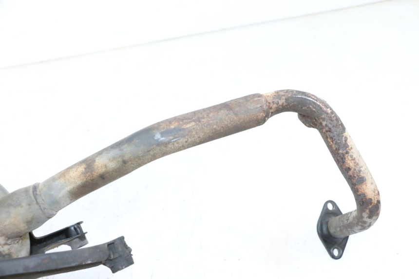 photo de AUSPUFFANLAGE JM MOTORS SANTANA 50 (2014 - 2023) - Details der Befestigungspunkte