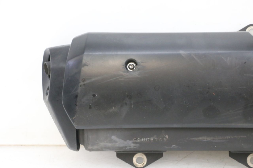 photo de AUSPUFF YAMAHA TRICITY 300 (2020 - 2024) - Fokus auf die Struktur