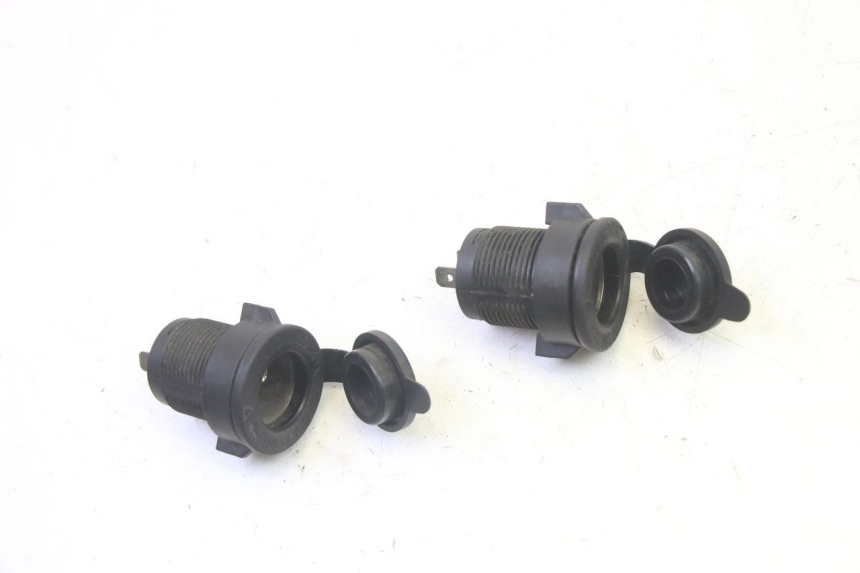 photo de ZIGARETTENANZÃœNDER QUADRO 4 4D 350 (2015 - 2018)