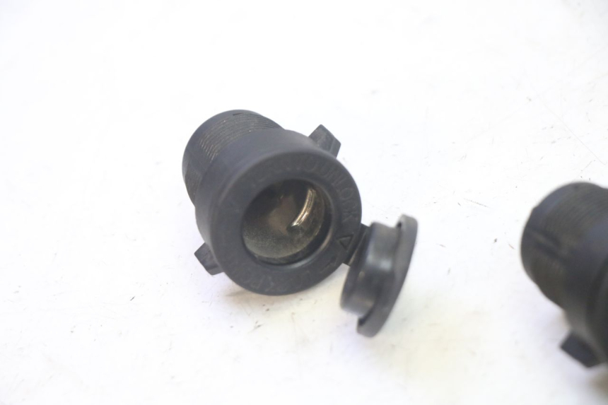 photo de ZIGARETTENANZÃœNDER QUADRO 4 4D 350 (2015 - 2018)