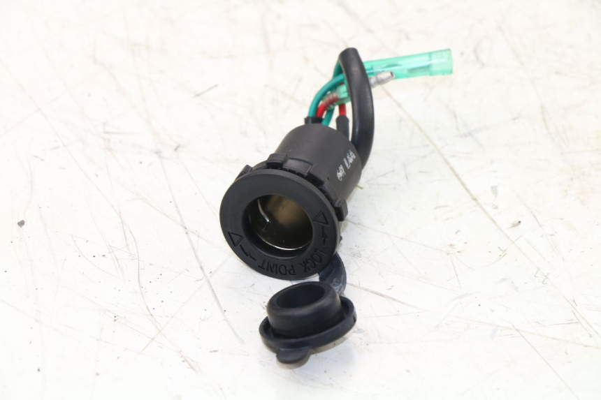 photo de ZIGARETTENANZüNDERBUCHSE SYM GTS EFI 125 (2012 - 2016)
