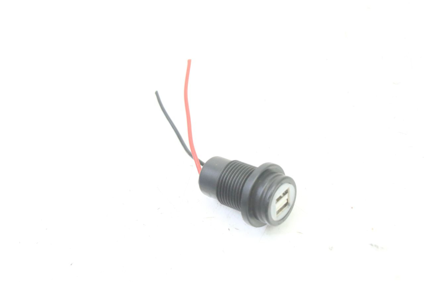 photo de ZIGARETTENANZÃœNDER HONDA ST PAN EUROPEAN 1300 (2002 - 2013)