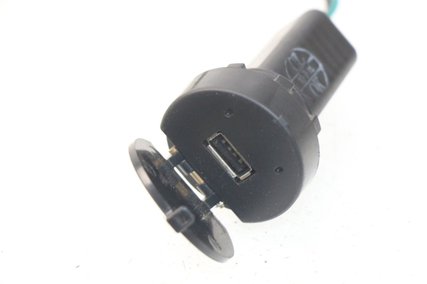 photo de ZIGARETTENANZÃœNDER SYM JOYMAX 250 (2013 - 2017)