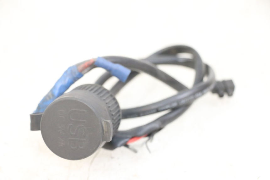 photo de ZIGARETTENANZÃœNDER PIAGGIO XEVO - X EVO 125 (2007 - 2016) - Zoom auf Gebrauchszustand