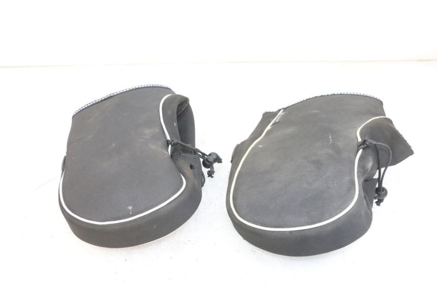 photo de HANDSCHUTZ PIAGGIO MP3 500 (2016 - 2018) - Detailansicht des Bauteils