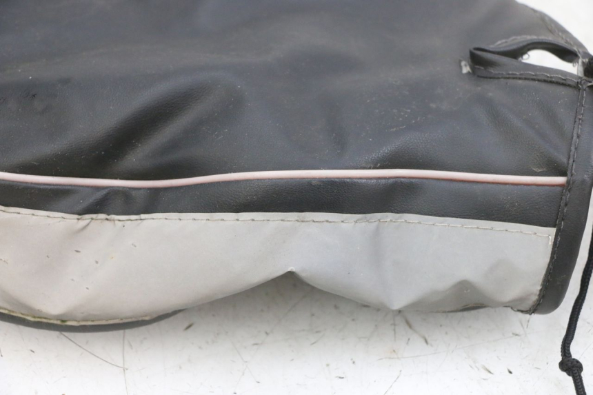 photo de HANDSCHUTZ PIAGGIO ZIP 4T 50 (2018 - 2020) - Geprüftes Gebrauchtteil