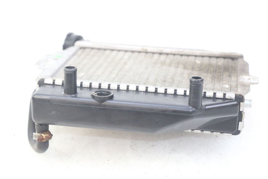 photo de KÜHLER PEUGEOT CITYSTAR 125 (2011 - 2017) - Detailansicht des Bauteils