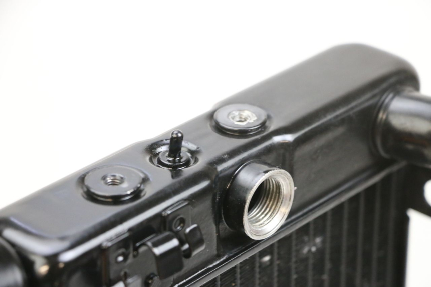 photo de KÜHLER  SUZUKI DL V STROM 1000 (2002 - 2007) - Detailansicht des Bauteils