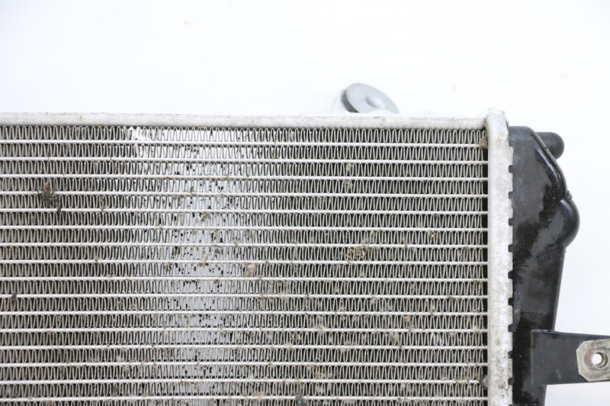 photo de KÜHLER RECHTS BMW R GS 1250 (2021 - 2024) - Zoom auf Komponenten