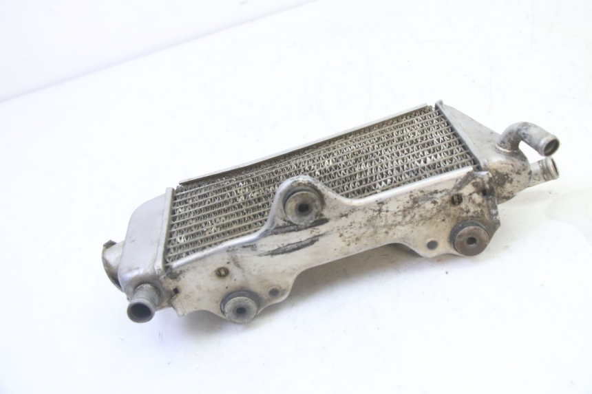 photo de KÜHLER RECHTS YAMAHA YZ 125 (1998 - 2005)