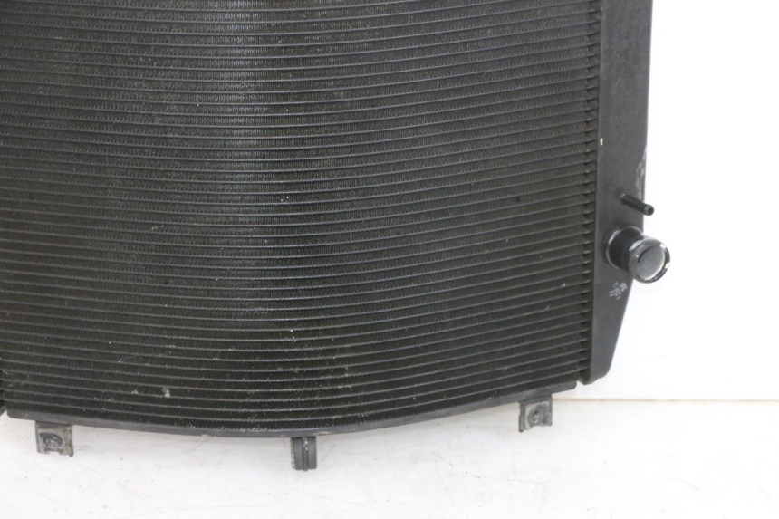 photo de KÜHLER YAMAHA FJR ABS 1300 (2006 - 2012) - Zoom auf Komponenten