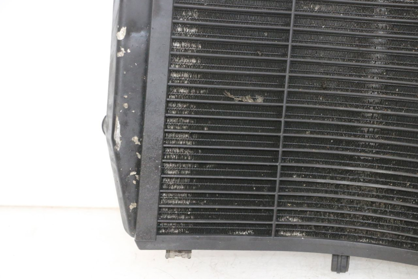 photo de KÜHLER YAMAHA FJR ABS 1300 (2006 - 2012) - Fokus auf die Struktur