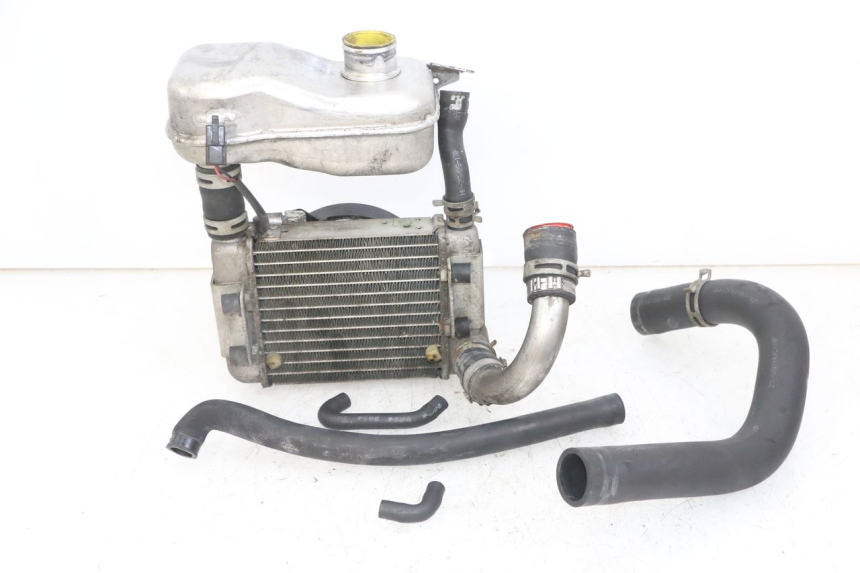 photo de KÜHLER PEUGEOT SATELIS COMPRESSOR K15 125 (2006 - 2009)