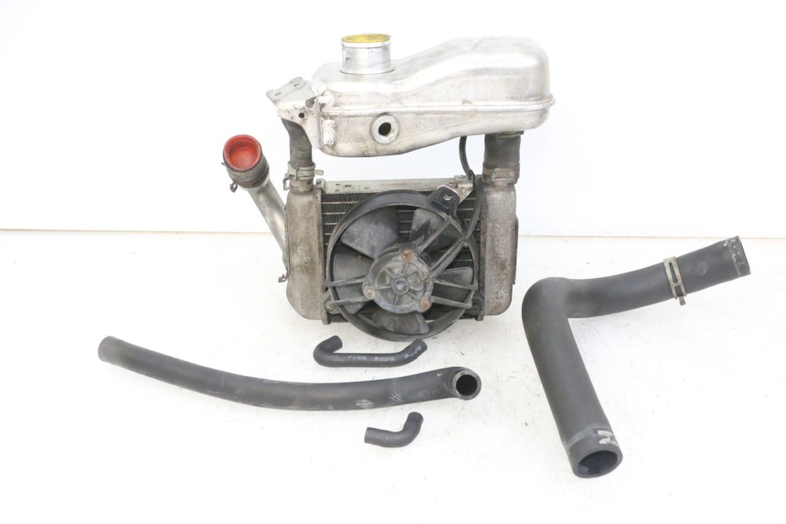 photo de KÜHLER PEUGEOT SATELIS COMPRESSOR K15 125 (2006 - 2009)