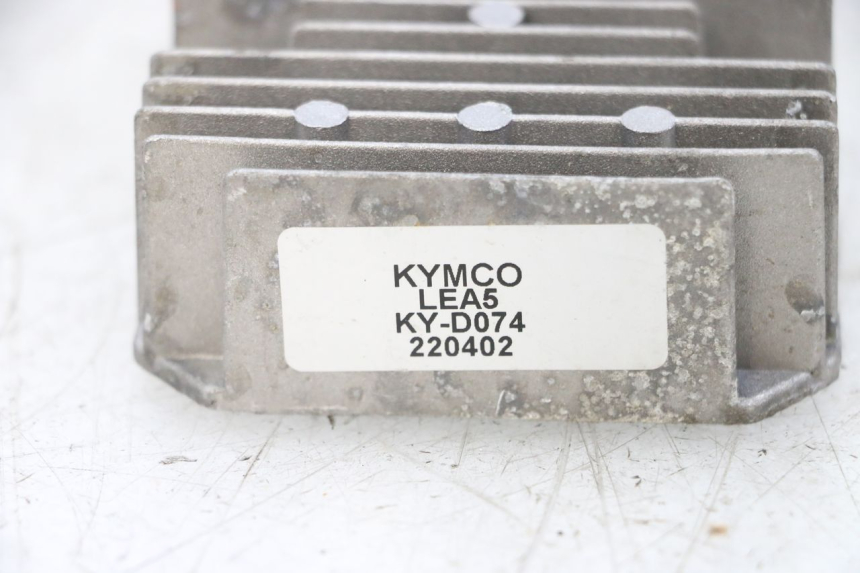 photo de LICHTMASCHINENREGLER KYMCO AGILITY 4T 50 (2018 - 2022) - Detailansicht des Bauteils