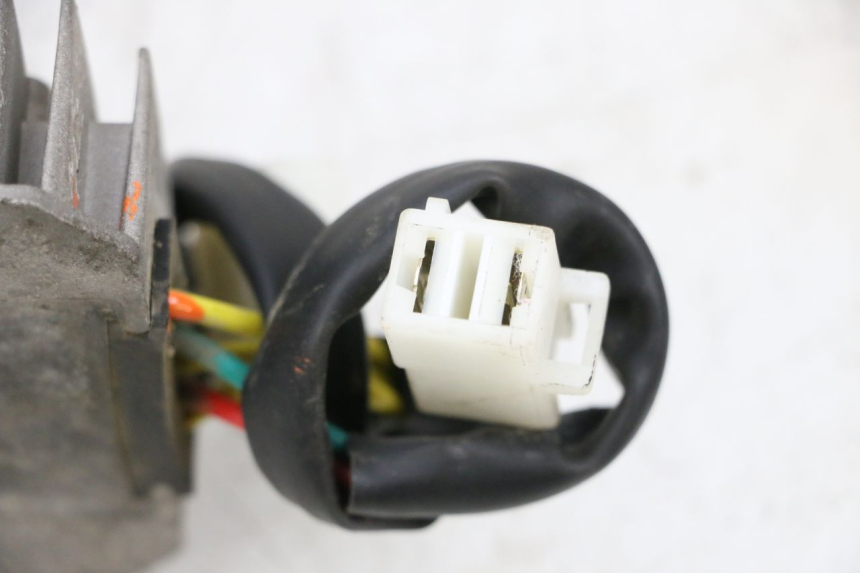 photo de LICHTMASCHINENREGLER KYMCO AGILITY 4T 50 (2018 - 2022) - Alternative Perspektive