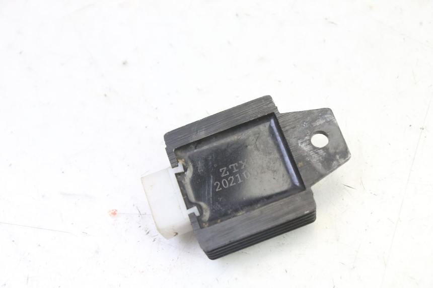 photo de REGLER LICHTMASCHINE KEROX BAZOOKA 110
