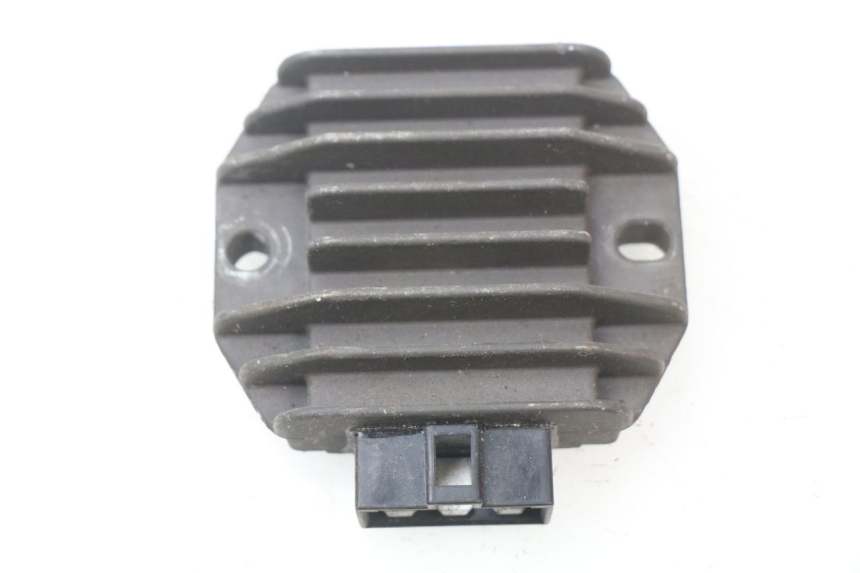 photo de REGLER LICHTMASCHINE PIAGGIO BEVERLY 125 (1998 - 2005)