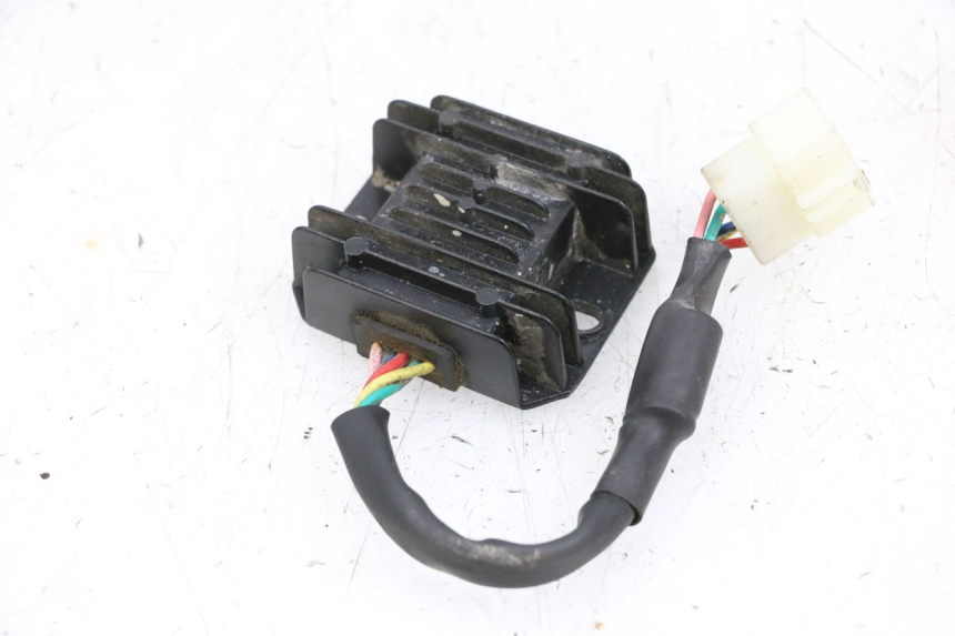 photo de REGLER LICHTMASCHINE MAG POWER BOMBERS 4T 50 (2016 - 2026) - Alternative Perspektive