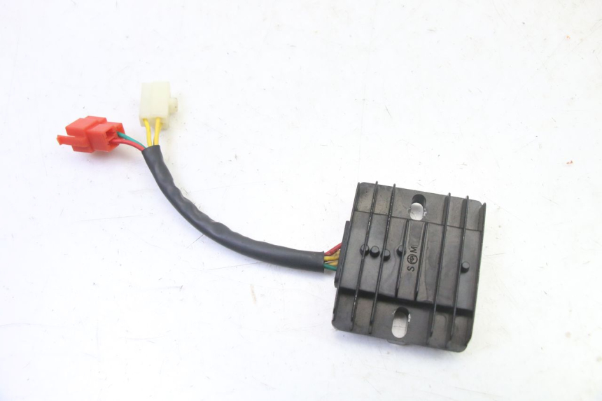 photo de REGLER LICHTMASCHINE MOTRON BREEZY 4T 50 (2021 - 2025)