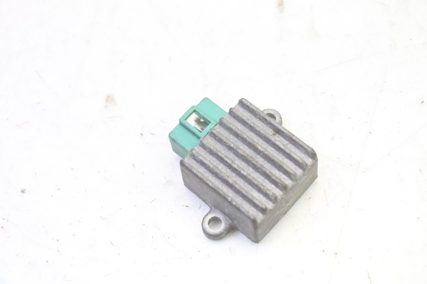 photo de REGLER LICHTMASCHINE YAMAHA BW'S 100 (1999 - 2002)