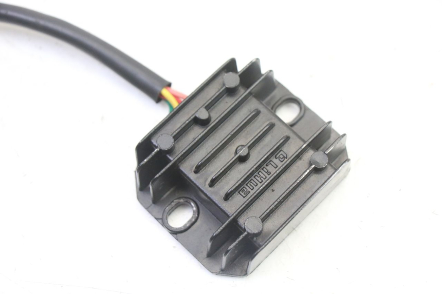 photo de SPANNUNGSREGLER ORCAL CAVARO 4T 50 (2019 - 2023)