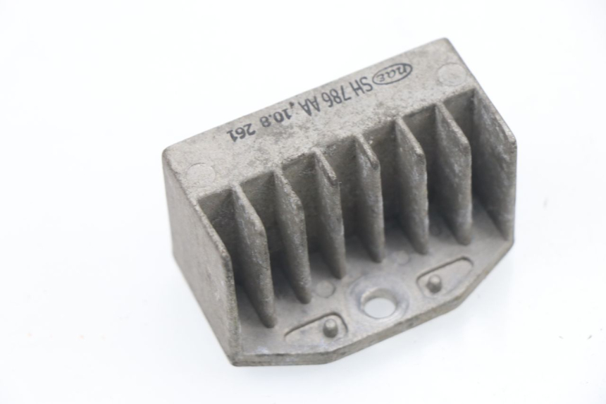 photo de REGLER LICHTMASCHINE HONDA CBF 125 (2009 - 2015)