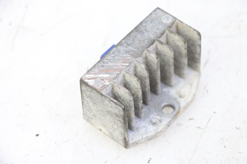 photo de REGLER LICHTMASCHINE HONDA CBF 125 (2009 - 2015)