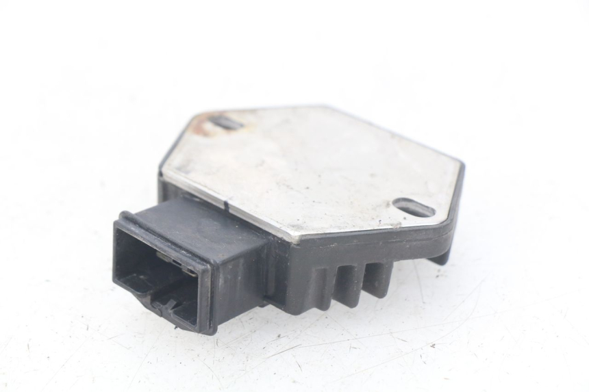 photo de REGLER LICHTMASCHINE HONDA CBR R 125 (2003 - 2006)