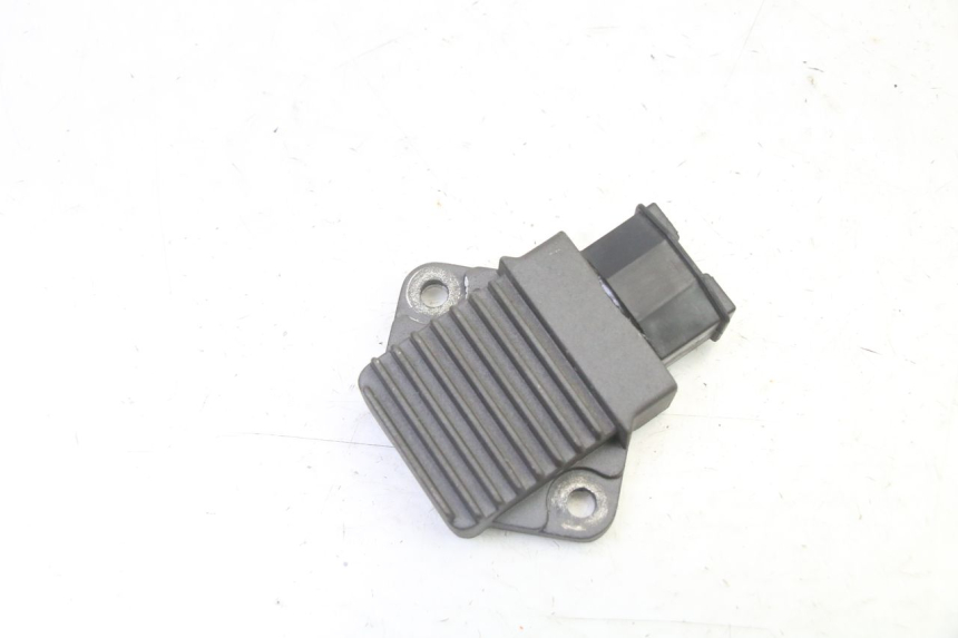 photo de REGLER LICHTMASCHINE HONDA CBR RR FIREBLADE 900 (1992 - 1994)