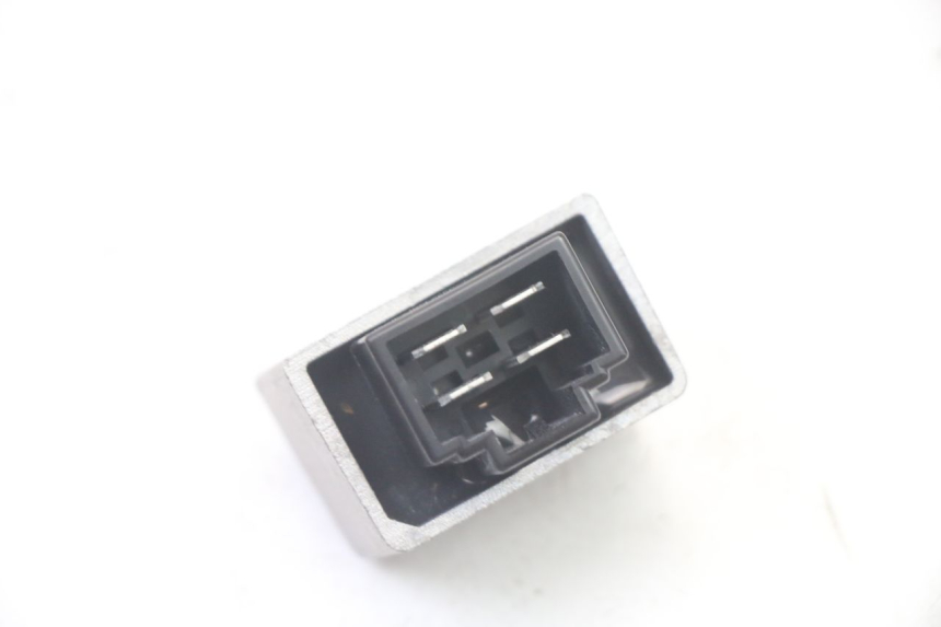 photo de LICHTMASCHINENREGLER PEUGEOT CITYSTAR 2T 50 (2018 - 2021)