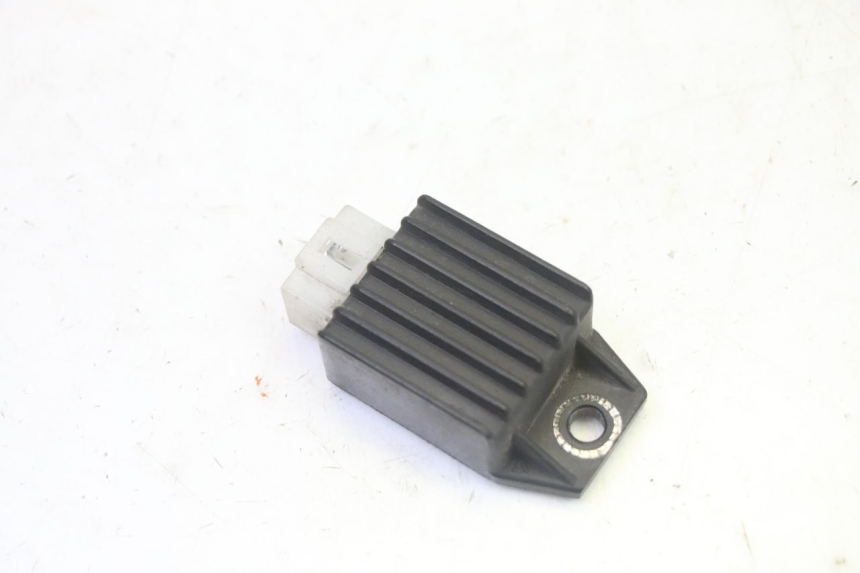 photo de SPANNUNGSREGLER PEUGEOT CITYSTAR 50 (2013 - 2017)