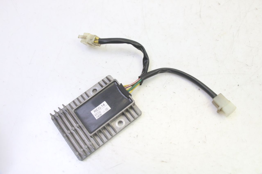 photo de LICHTMASCHINENREGLER KYMCO DINK STREET 125 (2009 - 2014)