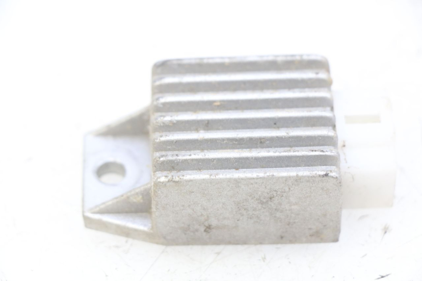 photo de SPANNUNGSREGLER KEEWAY F-ACT FACT 50 (2006 - 2011)