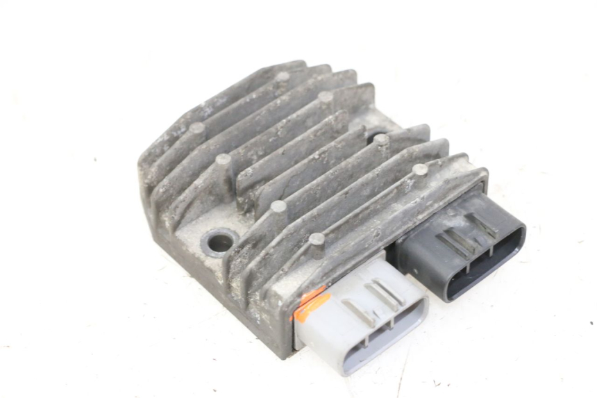photo de LICHTMASCHINENREGLER YAMAHA FJR ABS 1300 (2006 - 2012)