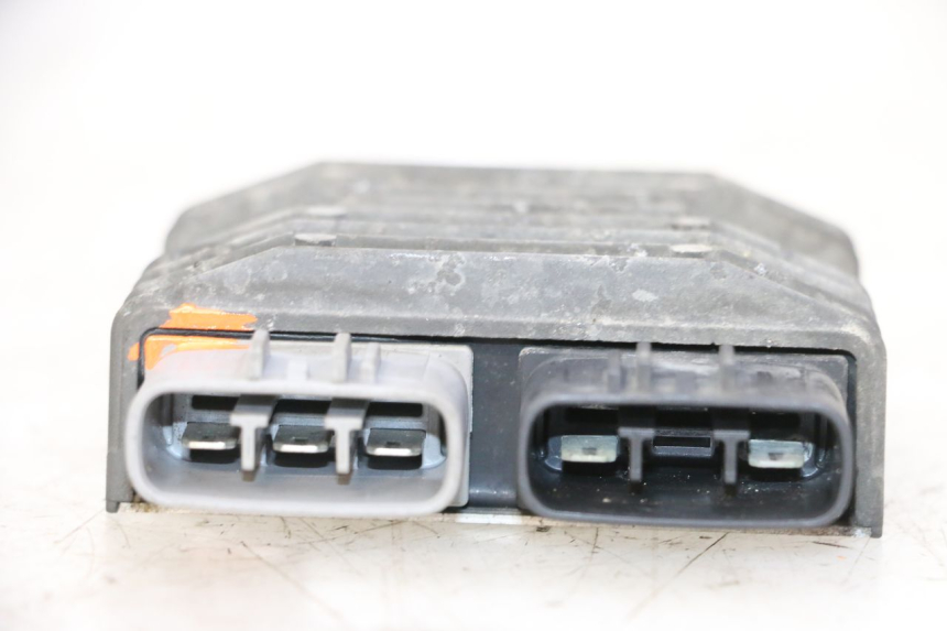 photo de LICHTMASCHINENREGLER YAMAHA FJR ABS 1300 (2006 - 2012)