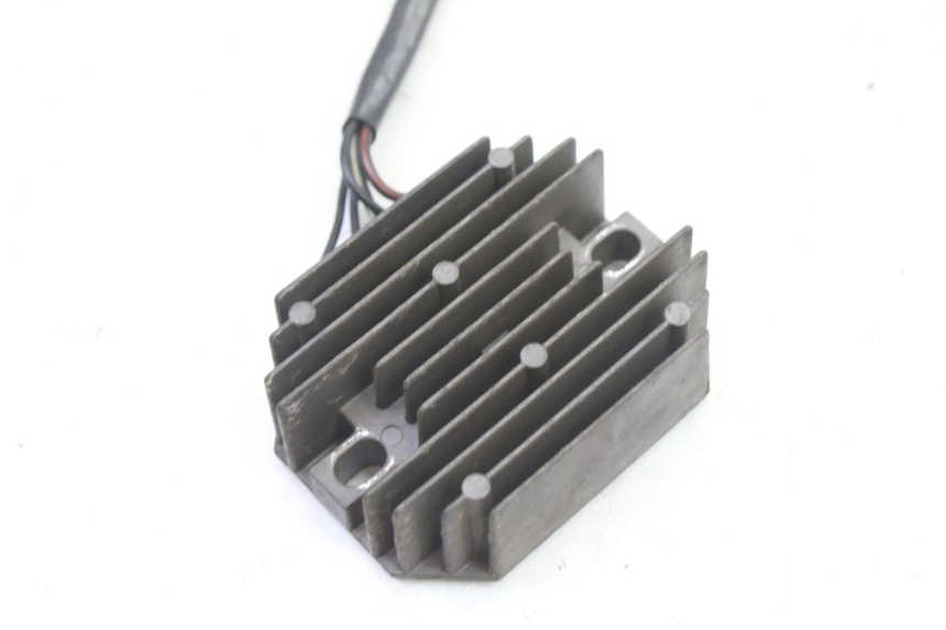 photo de REGLER LICHTMASCHINE SUZUKI GS GSE 500 (2001 - 2003)