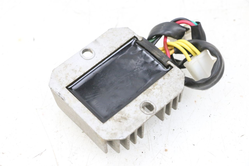 photo de REGLER LICHTMASCHINE JM MOTORS GTS 125 (2015 - 2019) - Detailansicht des Bauteils