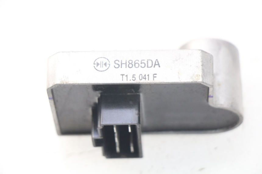 photo de REGLER LICHTMASCHINE HONDA CRF-F CRF F 110 (2019 - 2022)