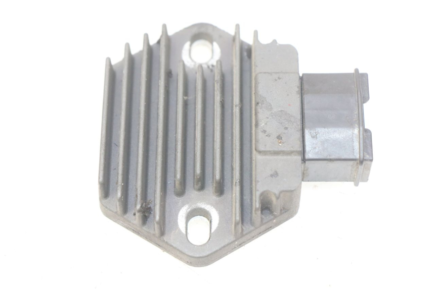 photo de LADEREGLER HONDA FES PANTHEON 2T 125 (1998 - 2002)