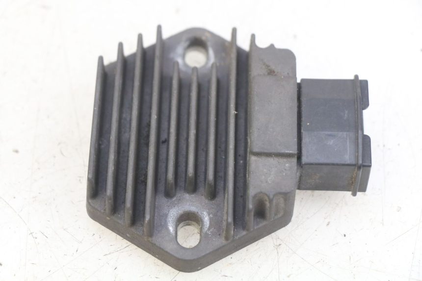 photo de LADEREGLER HONDA FES PANTHEON 2T 125 (1998 - 2002)