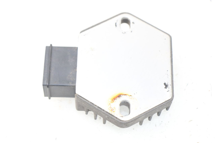 photo de REGLER LICHTMASCHINE HONDA XLV VARADERO 125 (2000 - 2006)