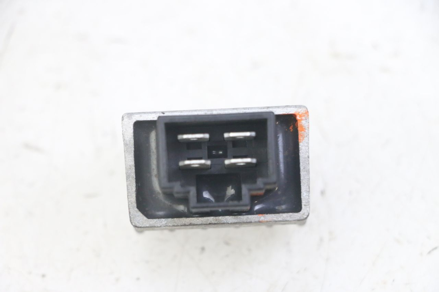 photo de REGLER LICHTMASCHINE PEUGEOT JET FORCE CARBU 50 (2003 - 2016)
