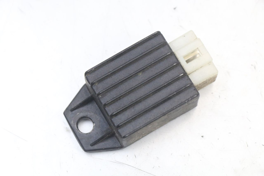 photo de SPANNUNGSREGLER JM MOTORS OLDIES 4T 50 (2010 - 2020)