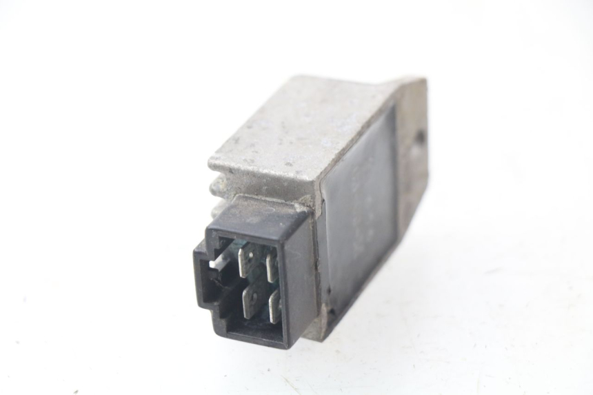 photo de SPANNUNGSREGLER JONWAY AZTRAL 125 (2008 - 2017)