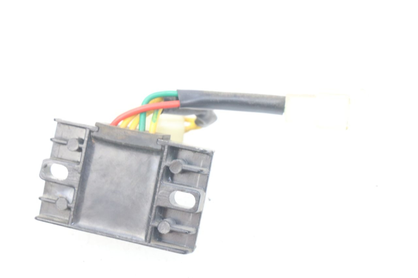 photo de LICHTMASCHINENREGLER PEUGEOT KISBEE 4T 50 (2018 - 2022)