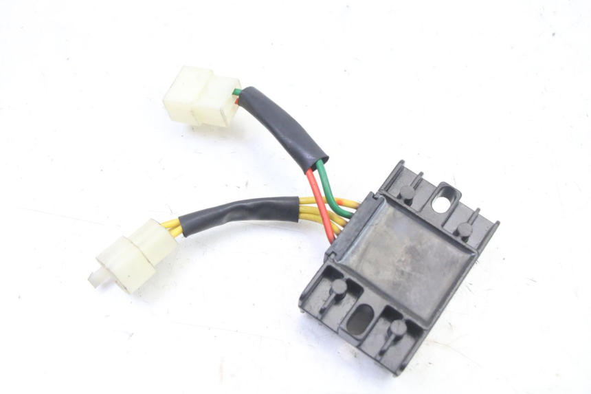photo de LICHTMASCHINENREGLER PEUGEOT KISBEE 4T 50 (2018 - 2022)