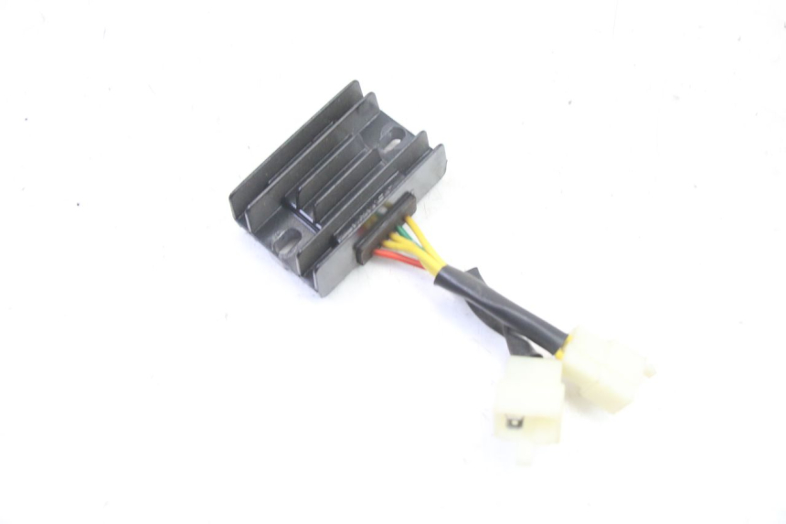 photo de LICHTMASCHINENREGLER PEUGEOT KISBEE 4T 50 (2018 - 2022)